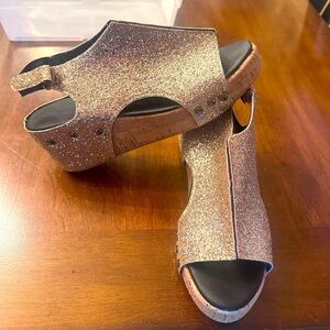Glittery Gold Women's Wedge Sandals